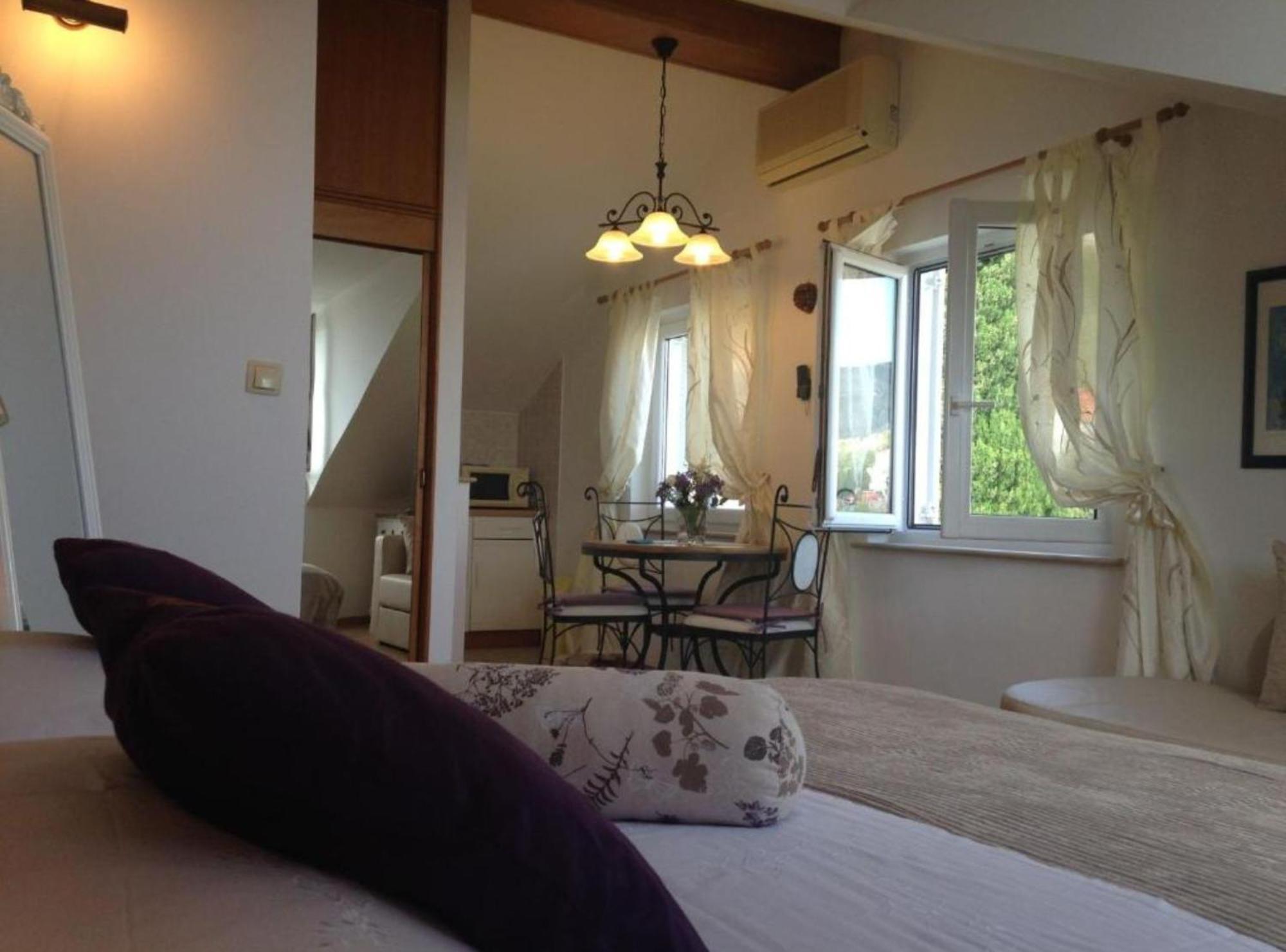 Villa Mediterranea มลินี ภายนอก รูปภาพ